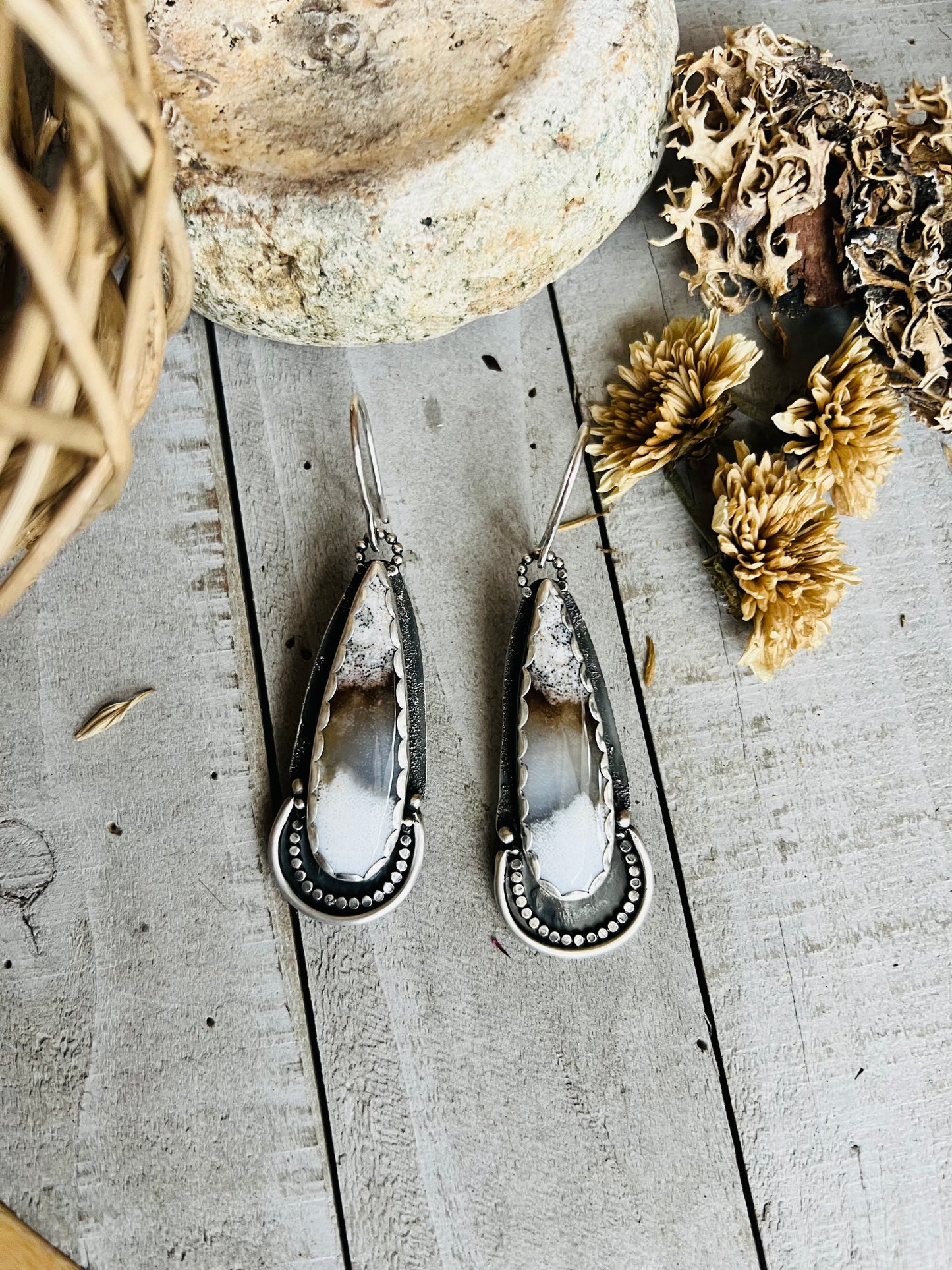 SAND GLOBE EARRINGS