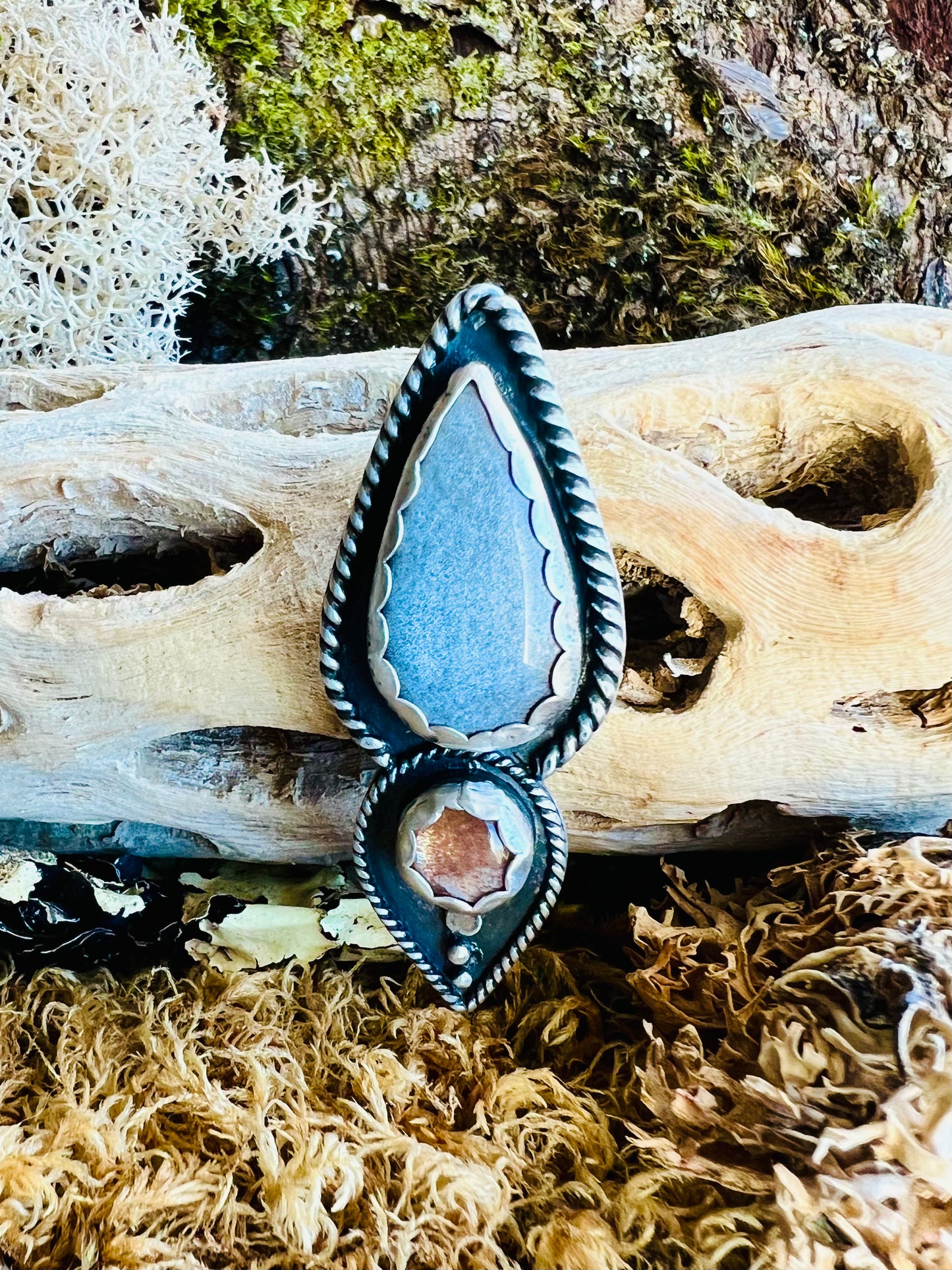 ERUPTION RING