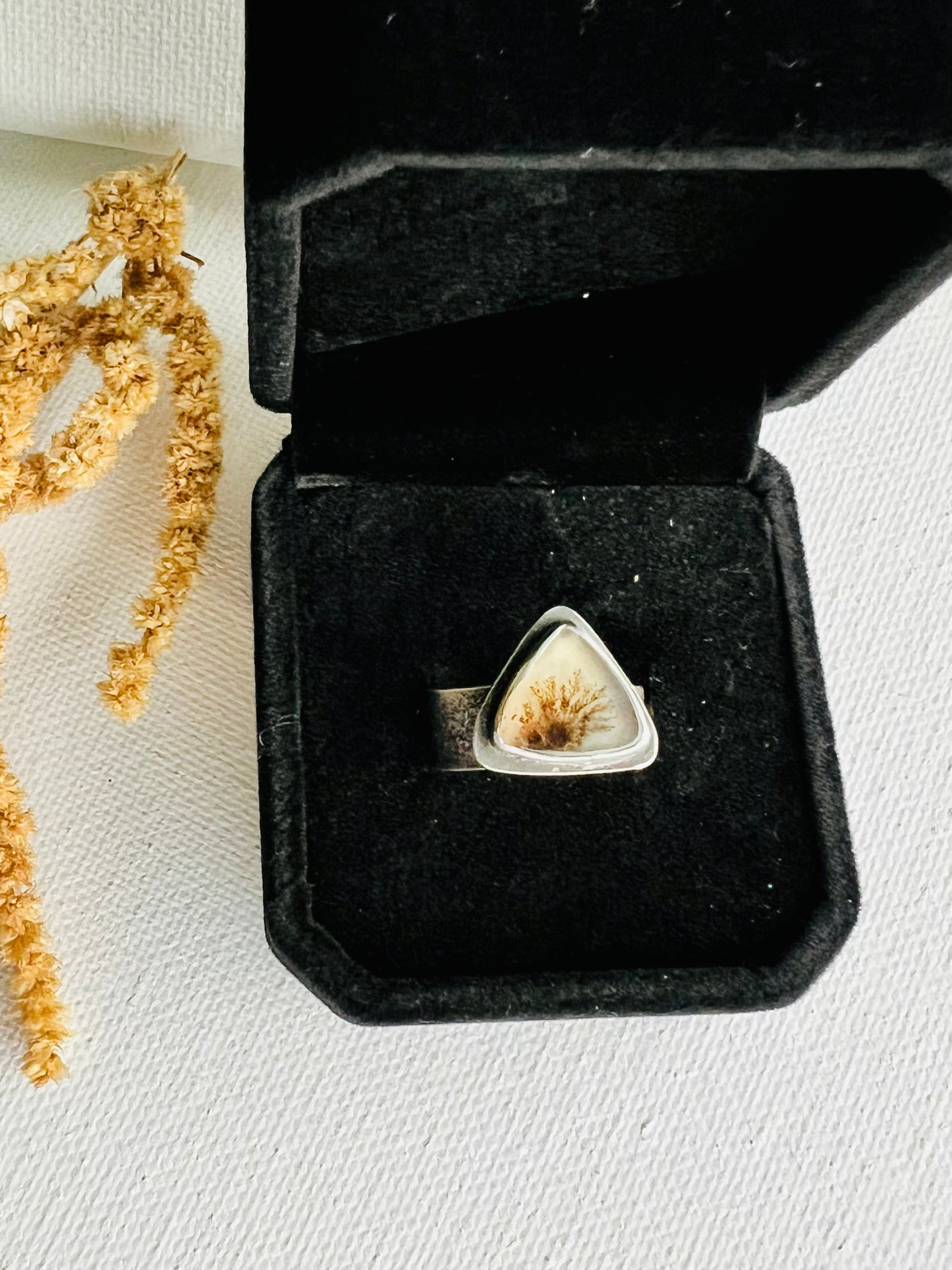 GARDEN PORTRAIT RING