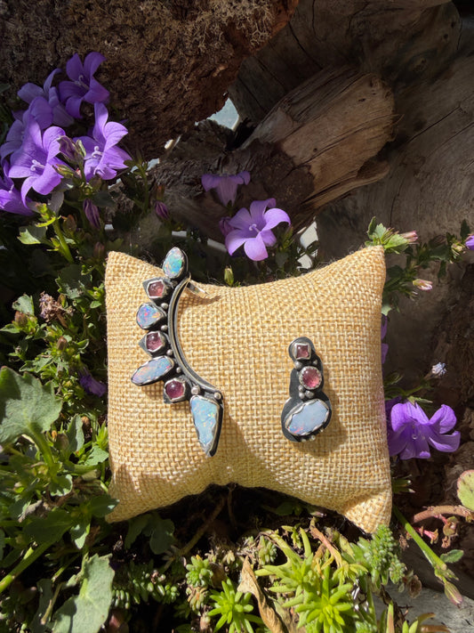 EAR CRAWLER & STUD EARRINGS