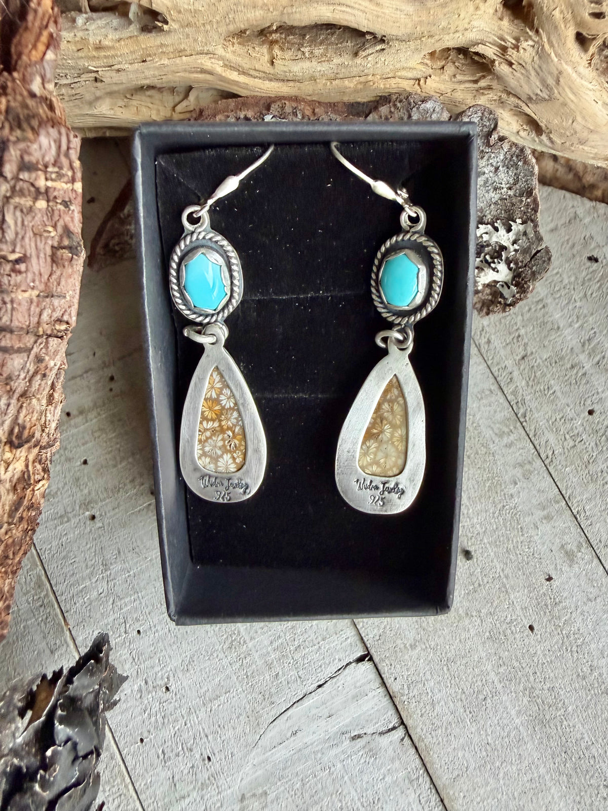 DAISY SKIES EARRINGS