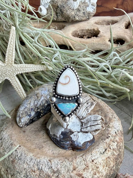 SEASHELL DAYDREAMING RING