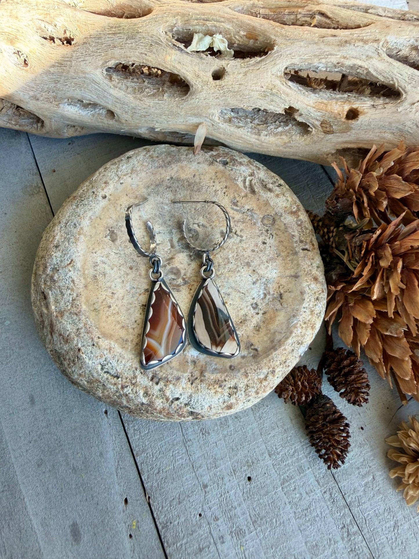 SUMATRA AGATE HOOPS