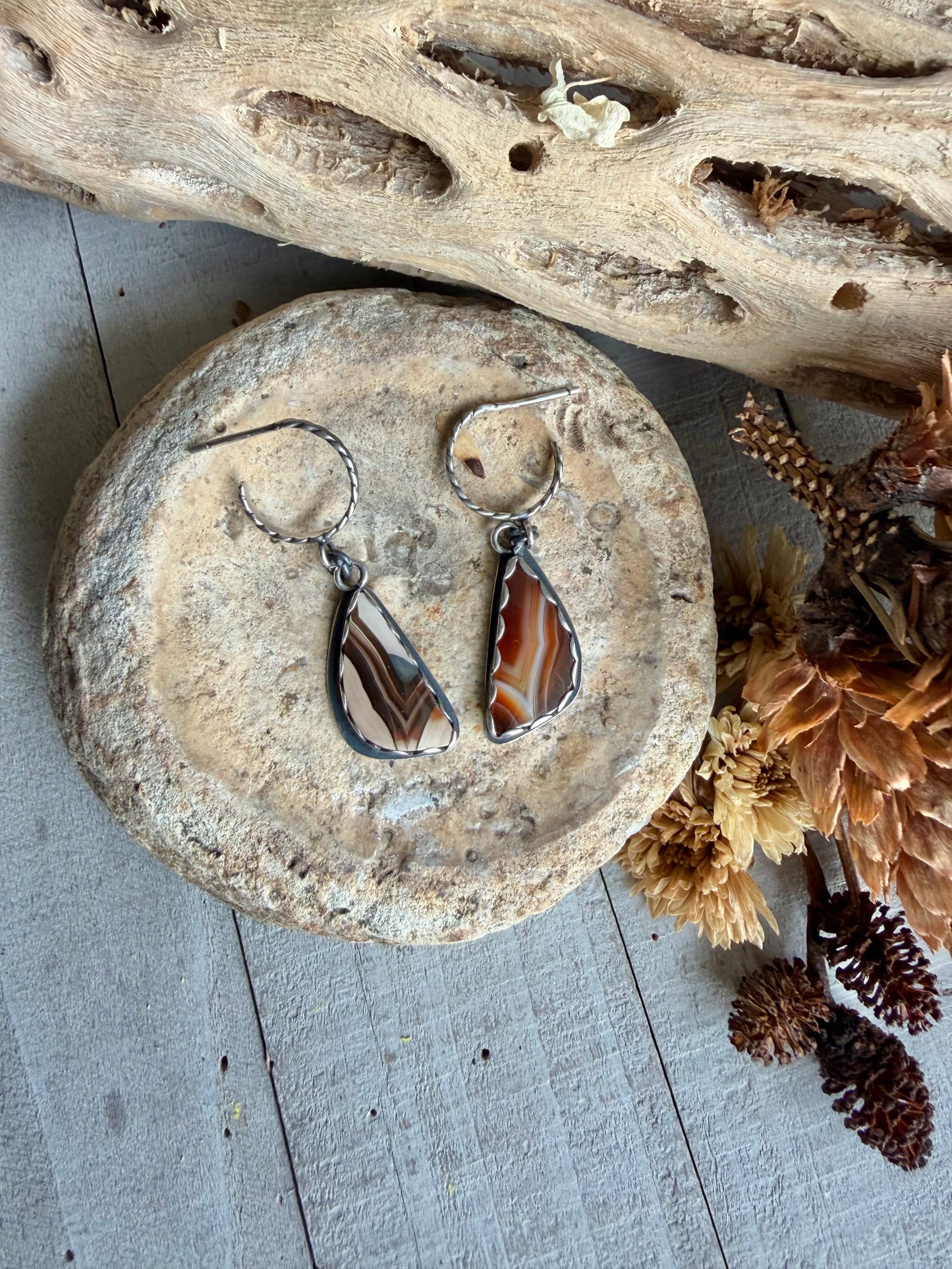 SUMATRA AGATE HOOPS