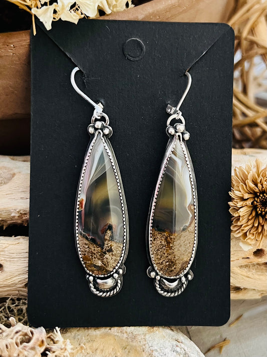 PICTURESQUE DESERT SCENE EARRINGS