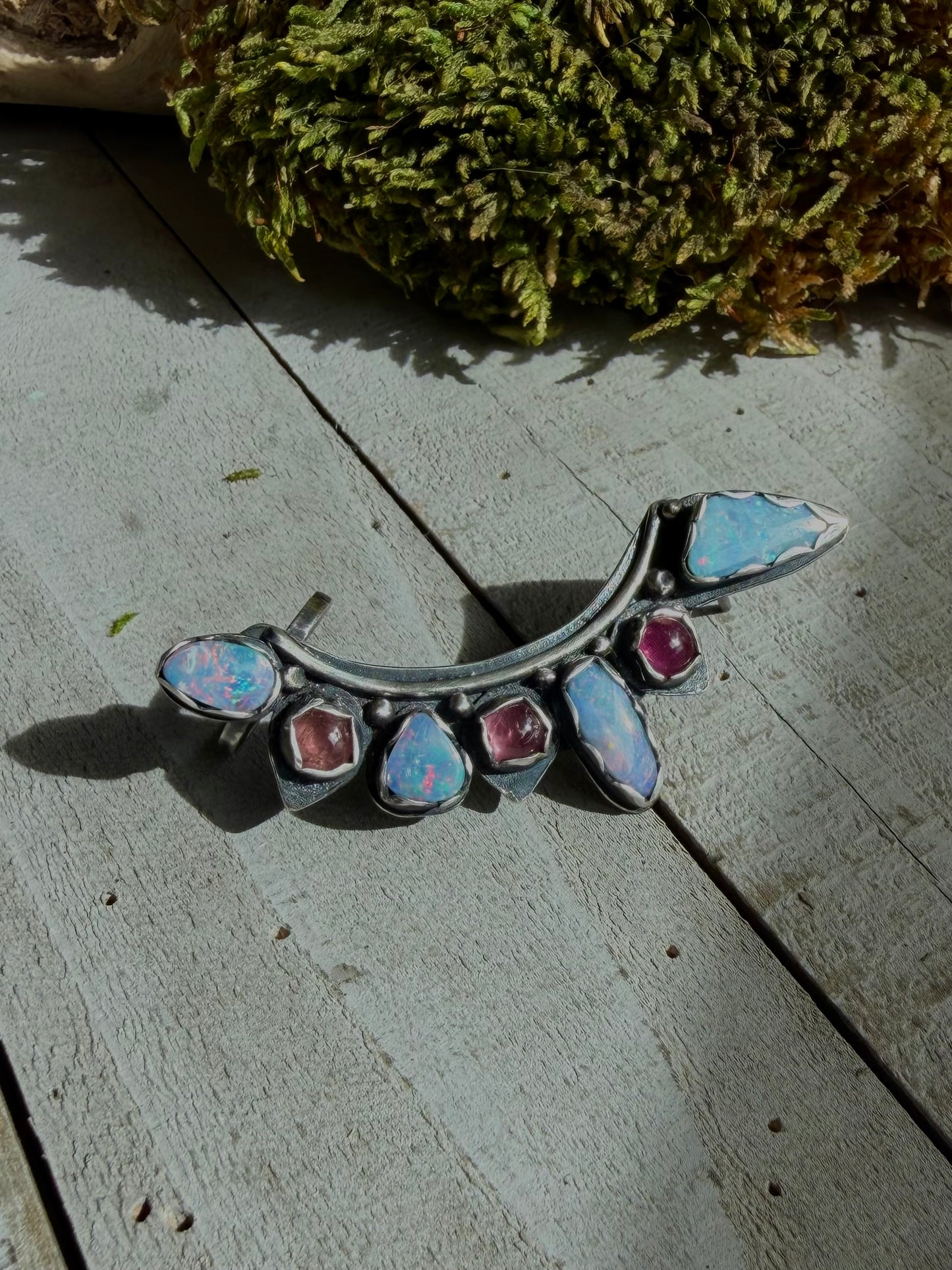 EAR CRAWLER & STUD EARRINGS