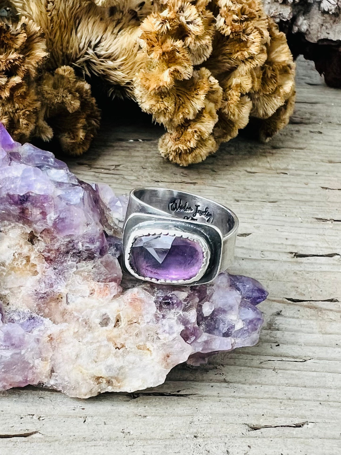 AMETHYST GLOW RING